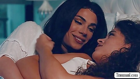 Brunette chick gets her big ass pounded in a tight pussy